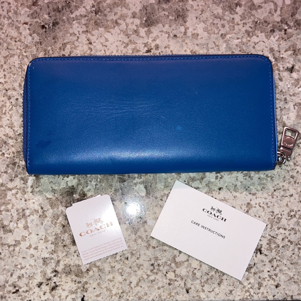 NWT COACH Accordion Zip Wallet Blue with Silver tone Accents - Picture 9 of 15